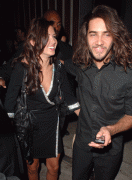 27f23315516072.gif