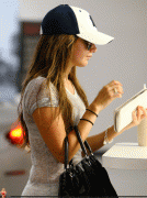cae1c747688524.gif