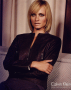Amber Valletta